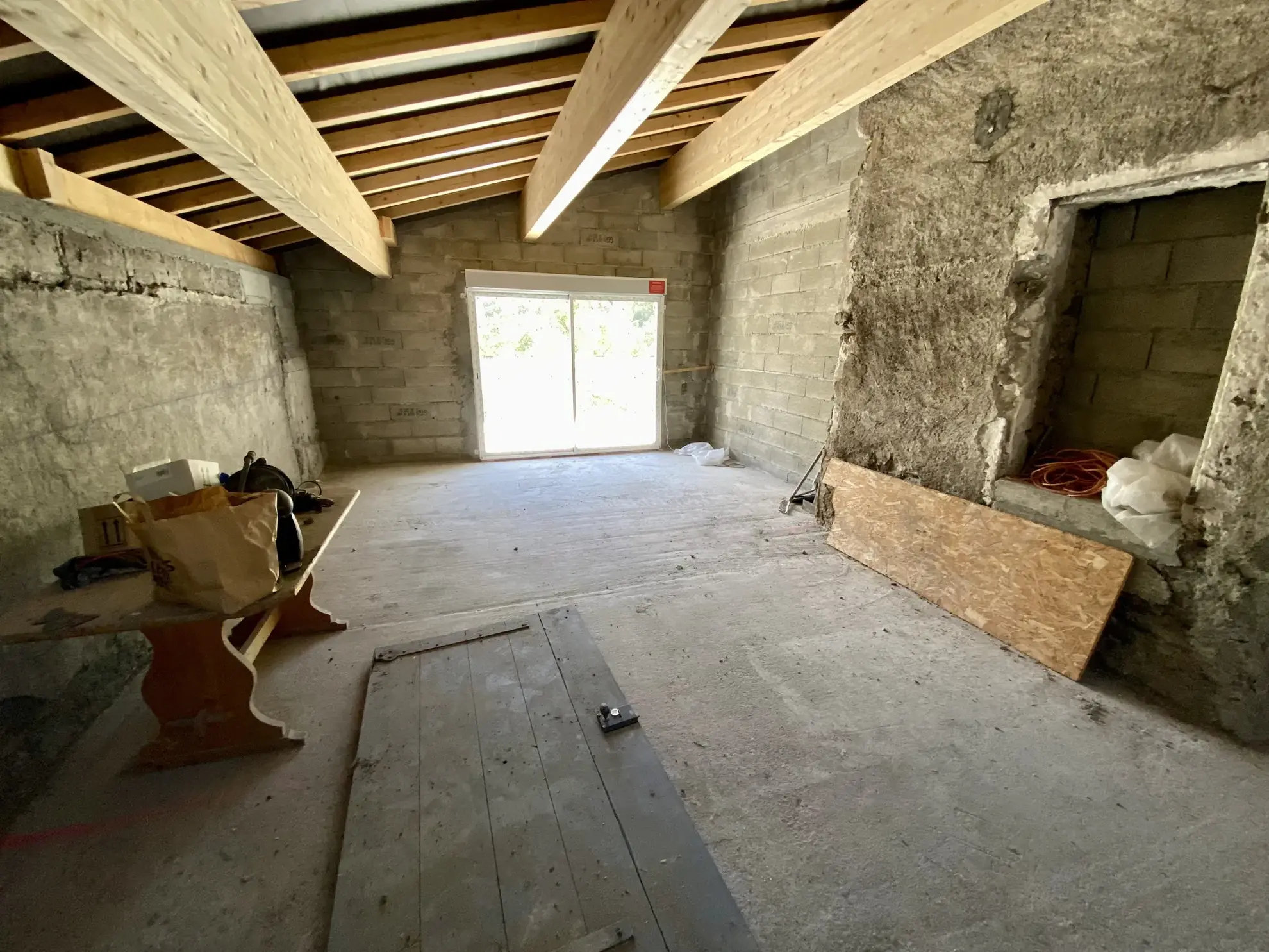 Maison à rénover avec potentiel à Saint-Jean-de-Maurienne 