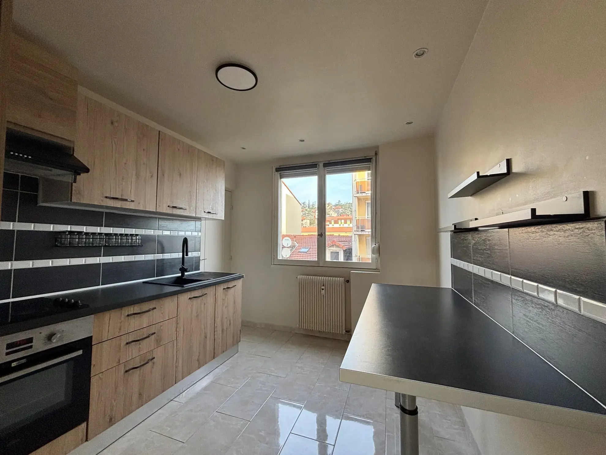 Appartement F4 avec garage et cave à Saint-Étienne, secteur Hauts de Jacquard 