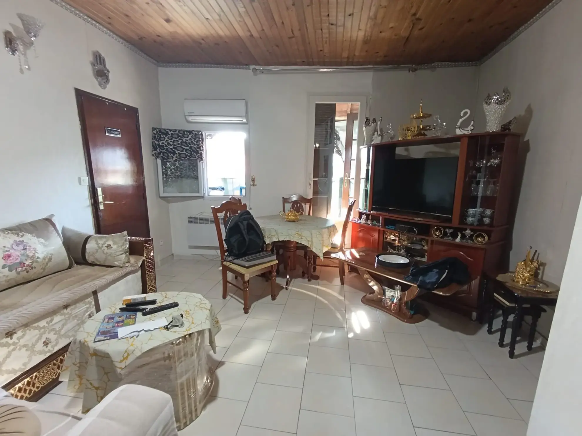 Appartement T2 loué avec balcon et vue dégagée à Marseille Saint Lazare 