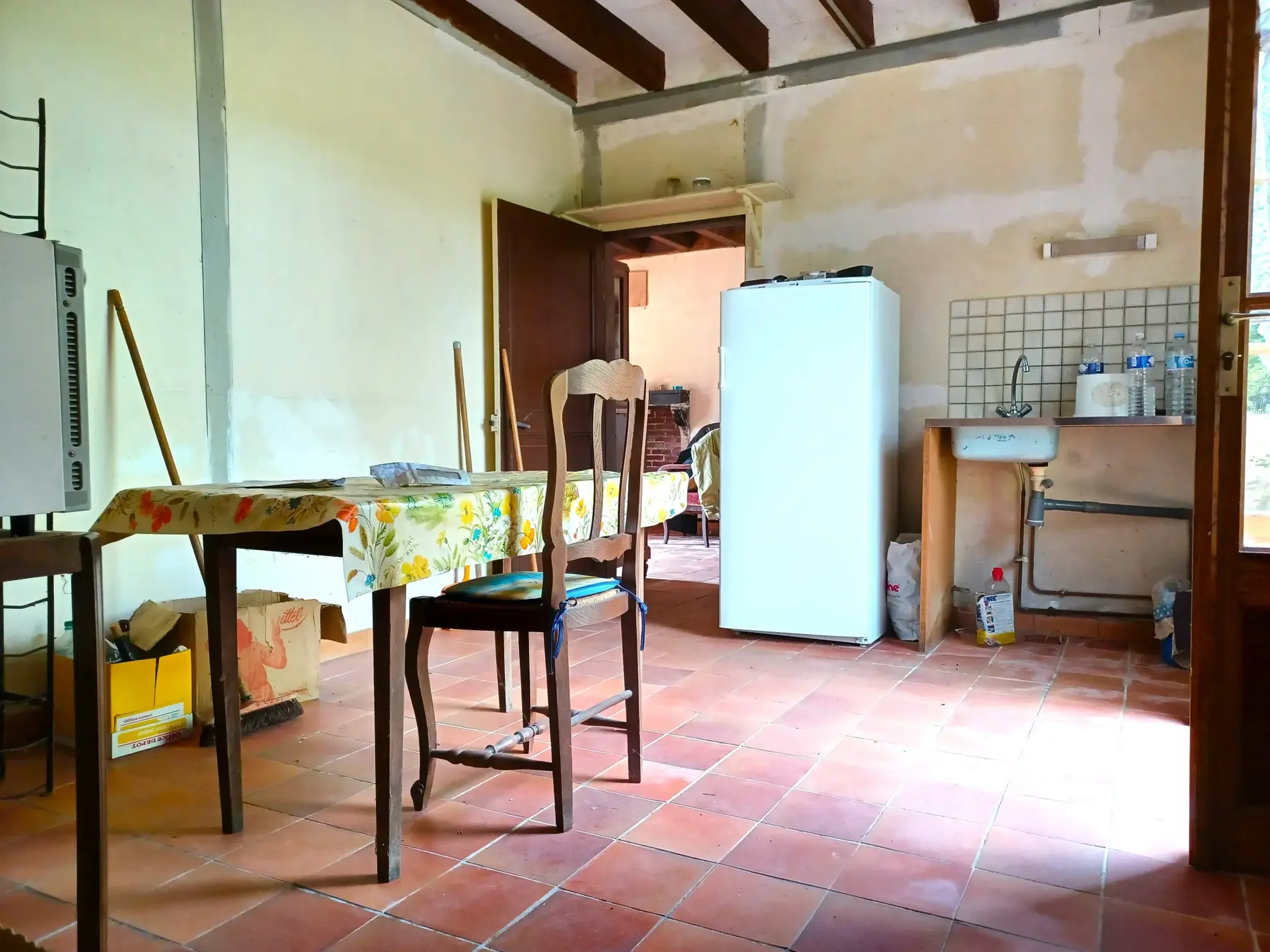 Maison de campagne à vendre avec grand terrain de 20000 m² à Langeron 