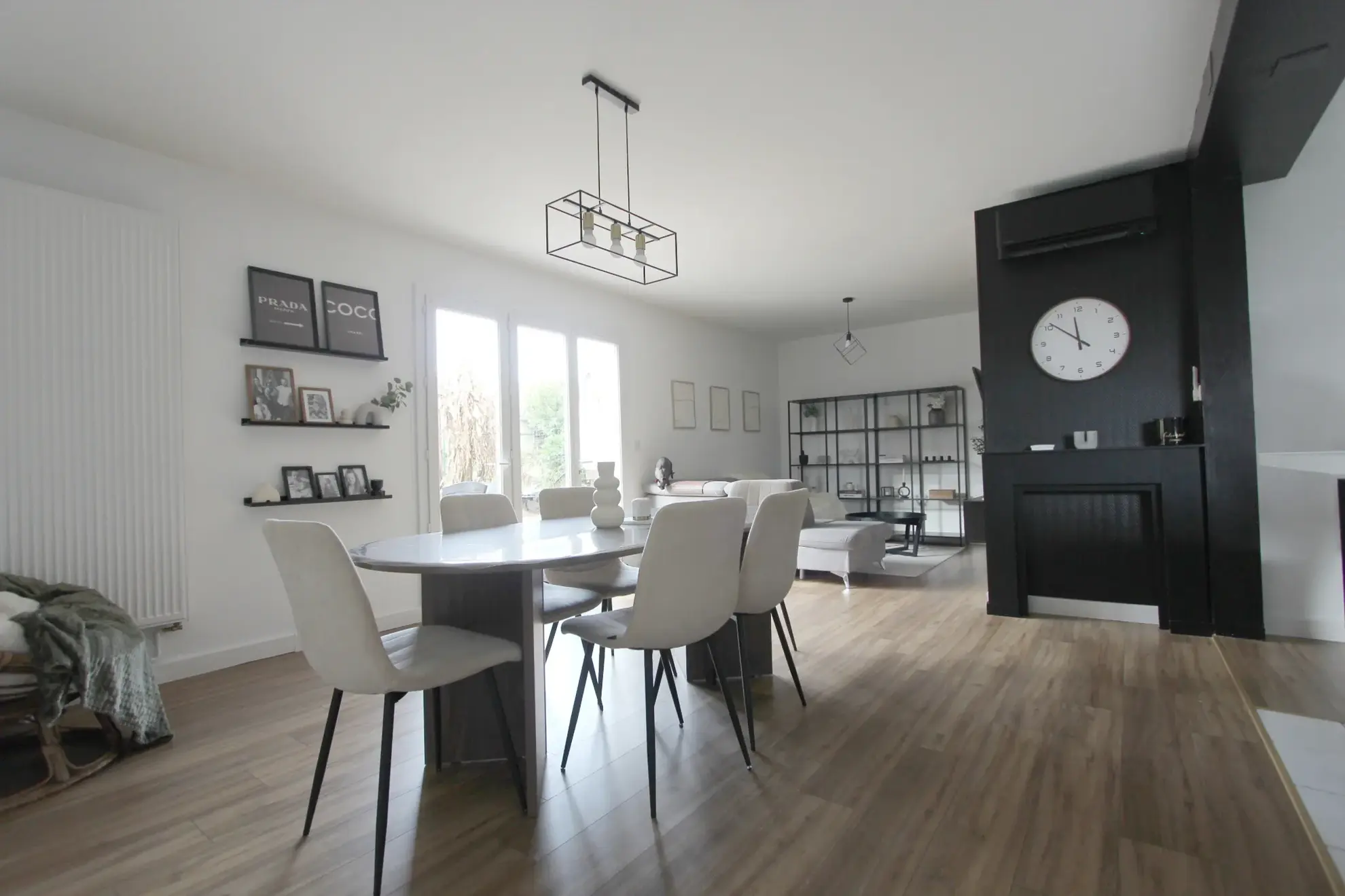Maison familiale à Niort avec jardin, garage et terrasse - Immobilier en vente