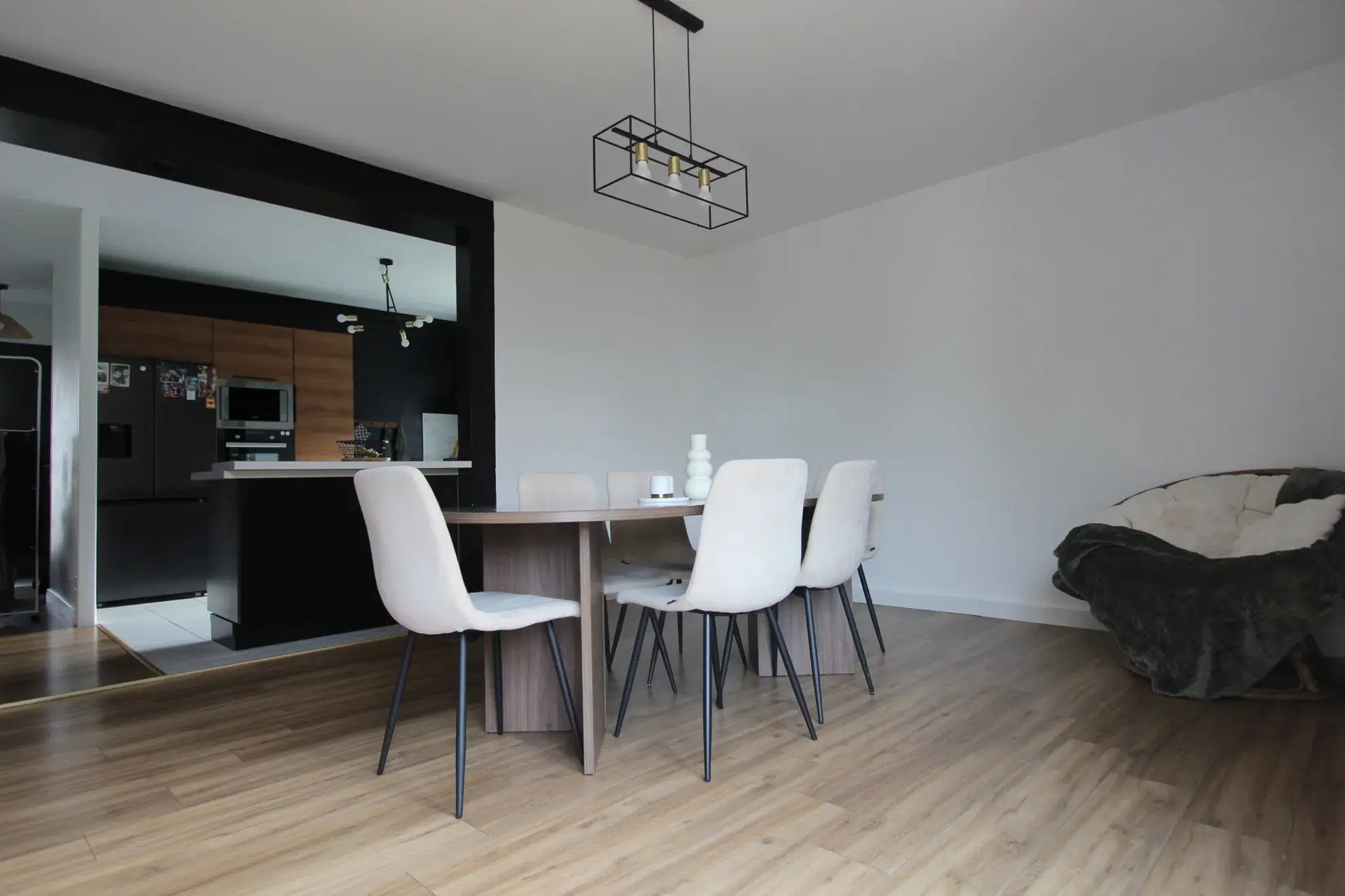 Maison familiale à Niort avec jardin, garage et terrasse - Immobilier en vente 