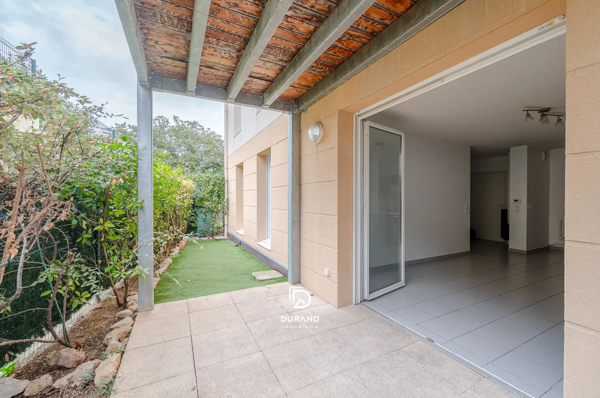 Appartement T3 avec jardin en vente à Marseille, secteur Trois Lucs