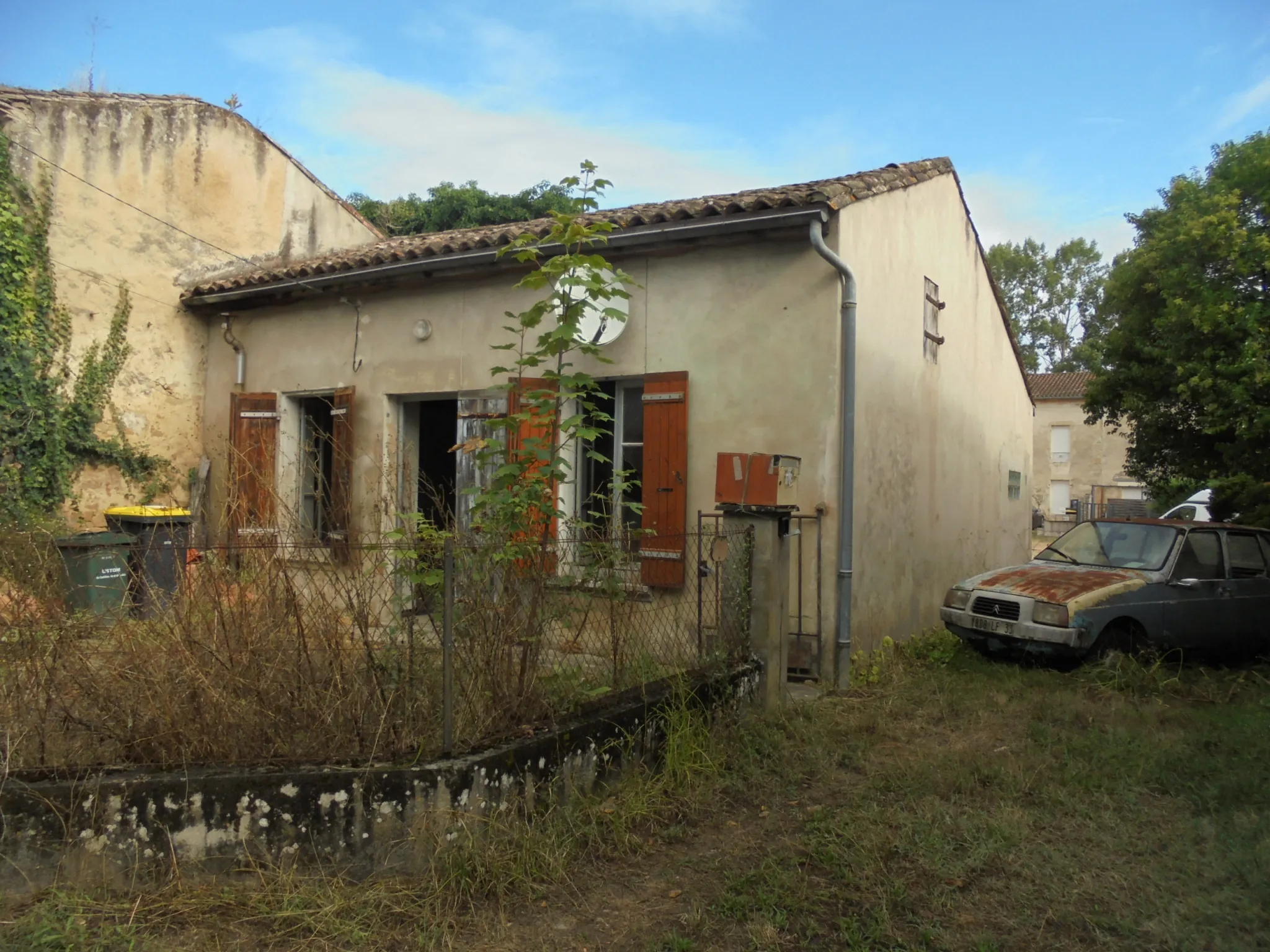 Maison ancienne de 44 m² avec jardin et parking proche de La Réole 