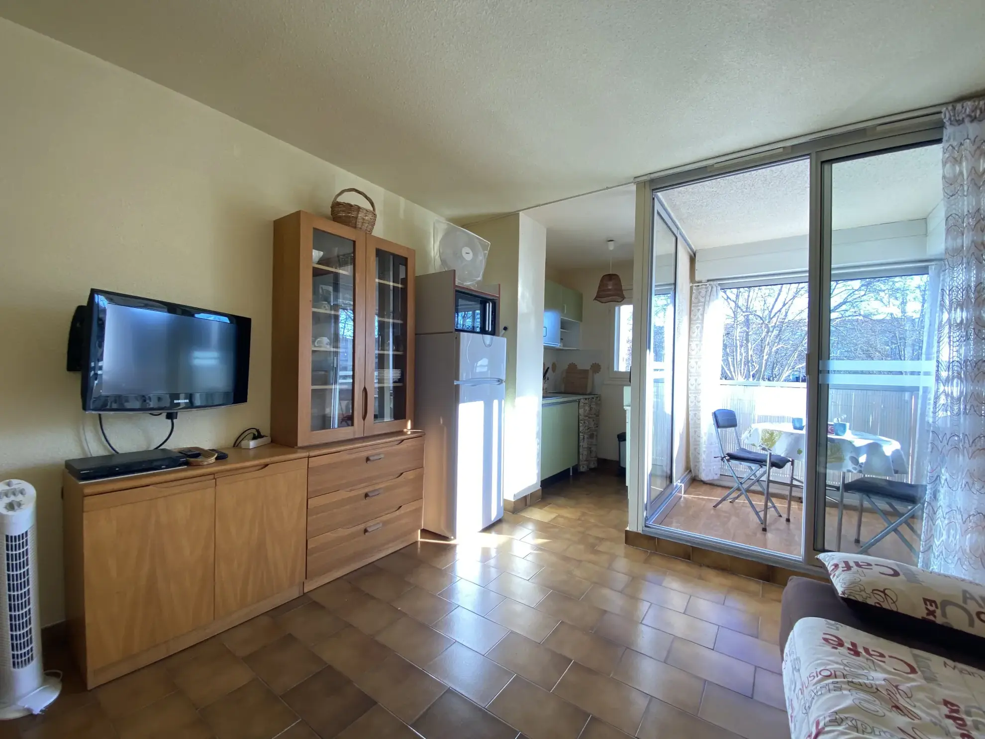 Studio meublé avec piscine et parking à Agde, proche du port et de la plage 