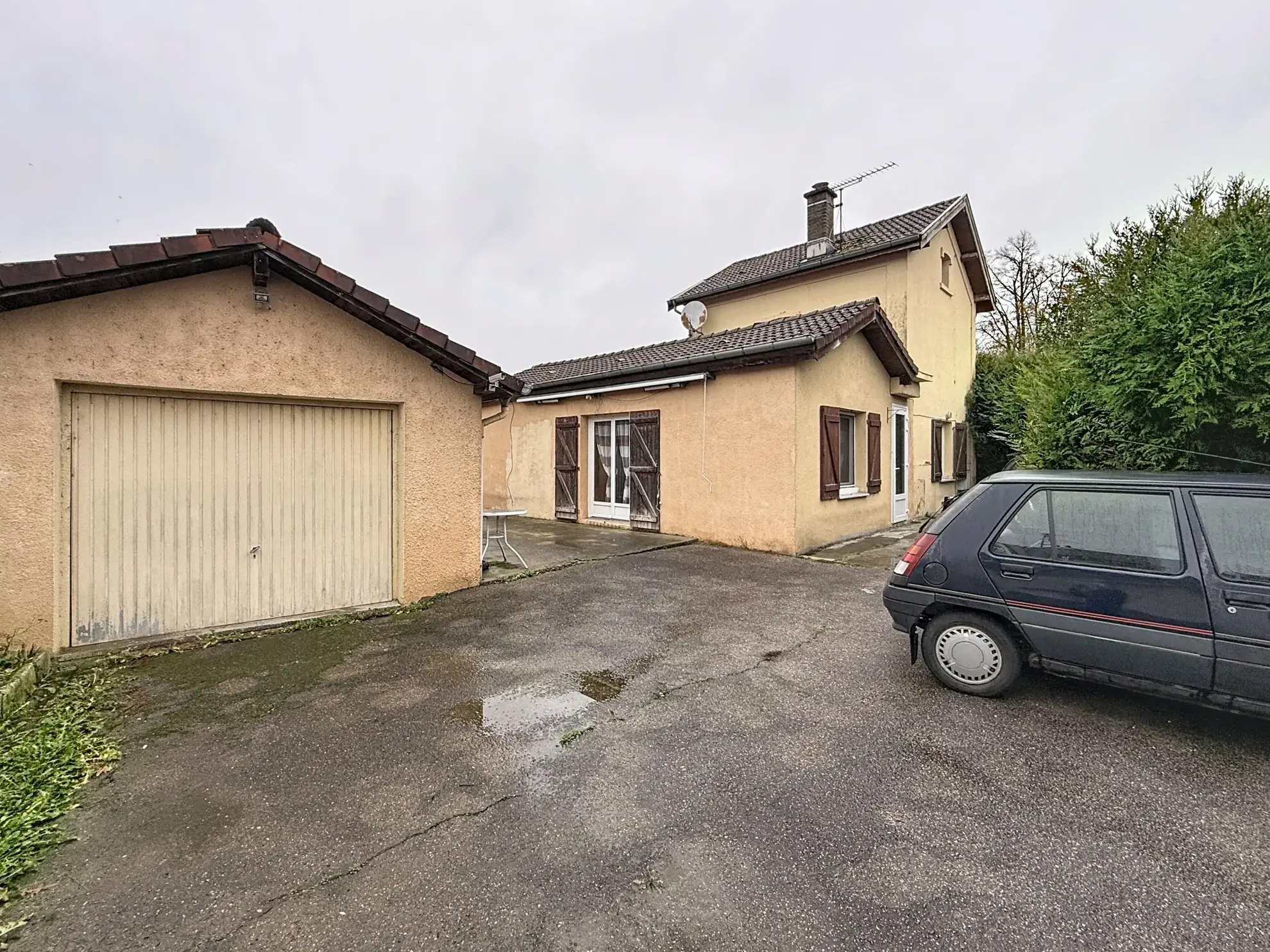 Maison à vendre à Hymont : 80 m² avec garage, terrasse et jardin