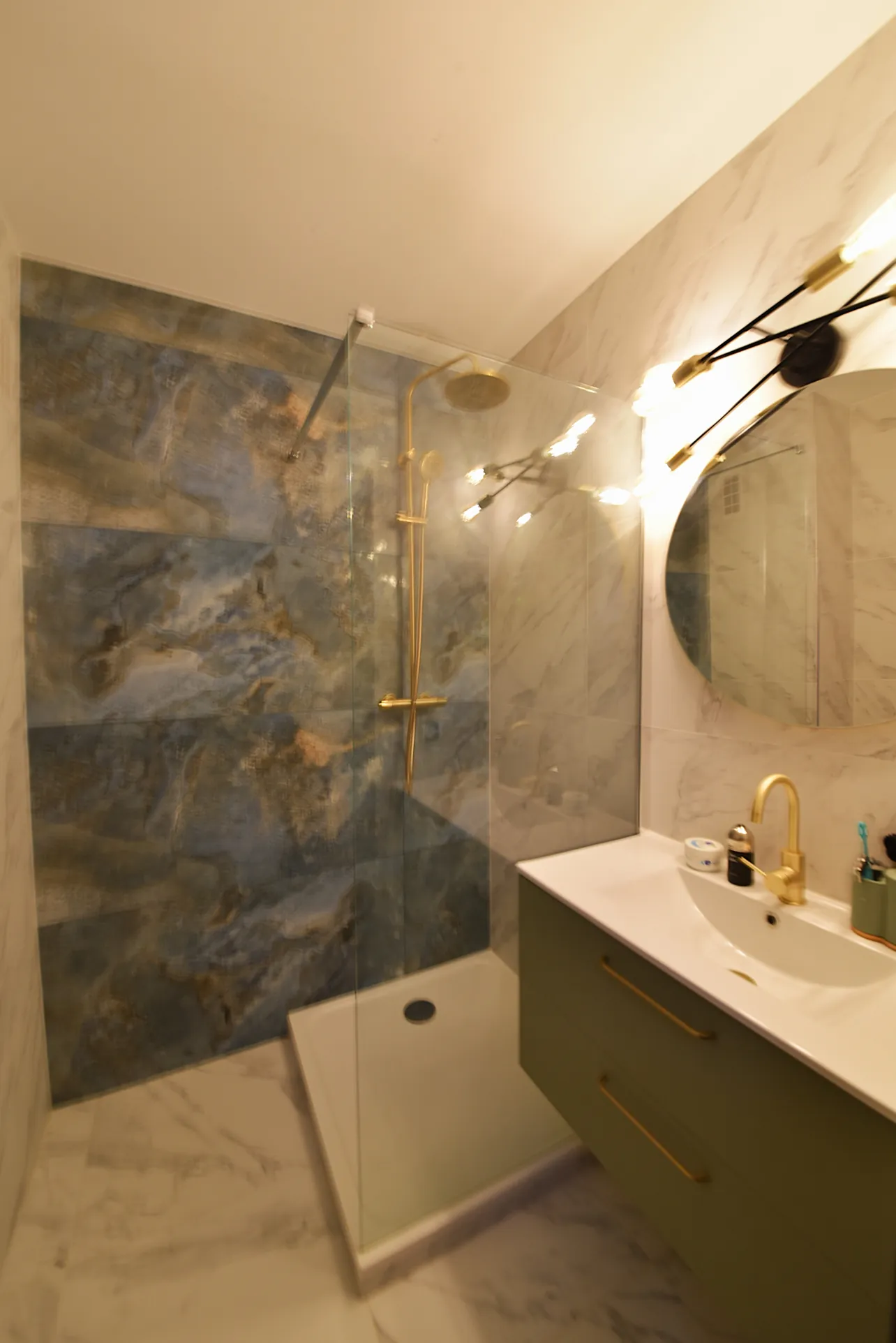 Charmant appartement 2 pièces rénové avec balcons à Nice - Quartier Bas St Roch 