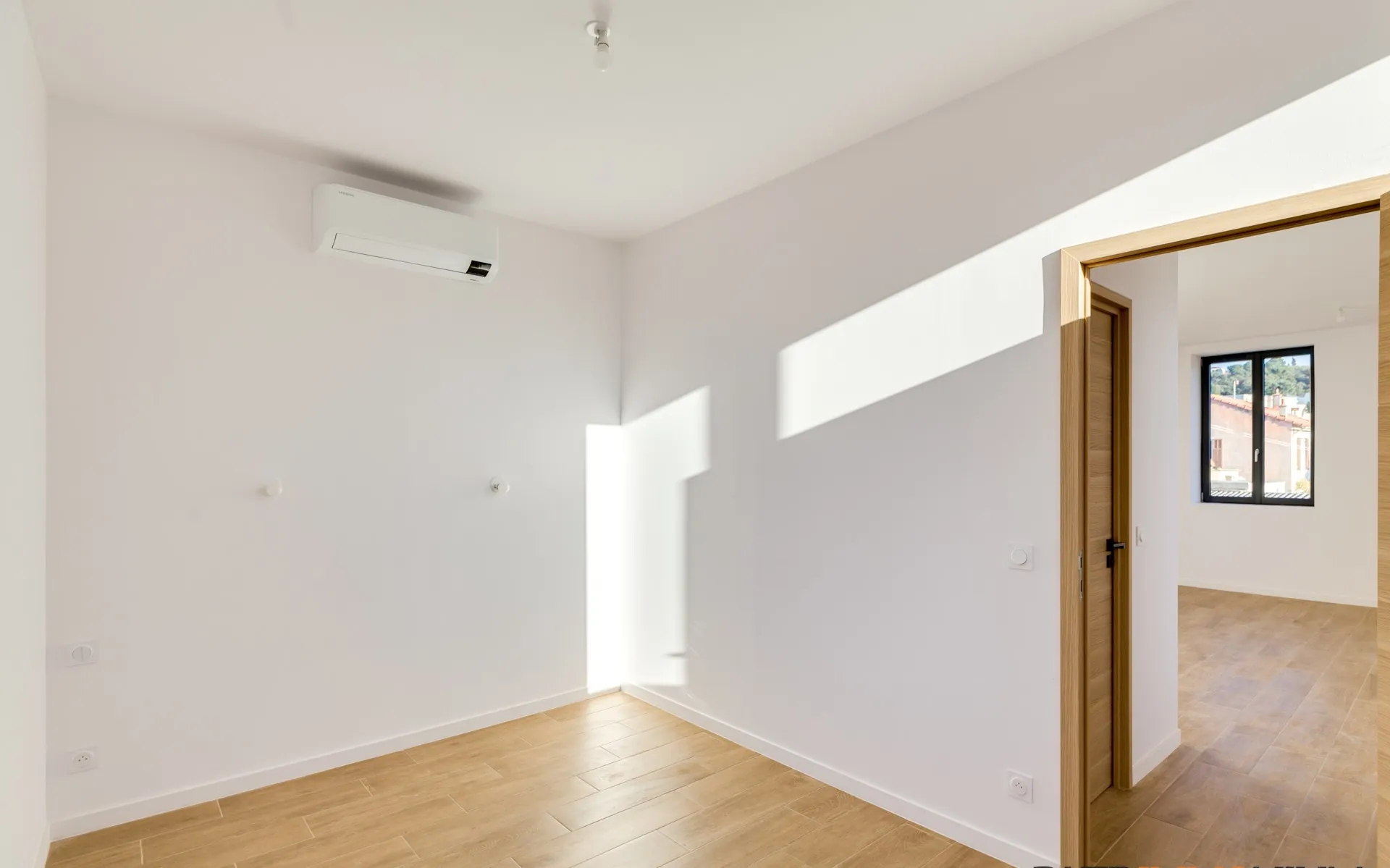 Appartement 2 pièces neuf à Marseille, quartier pavillonnaire proche métro Malpassé 