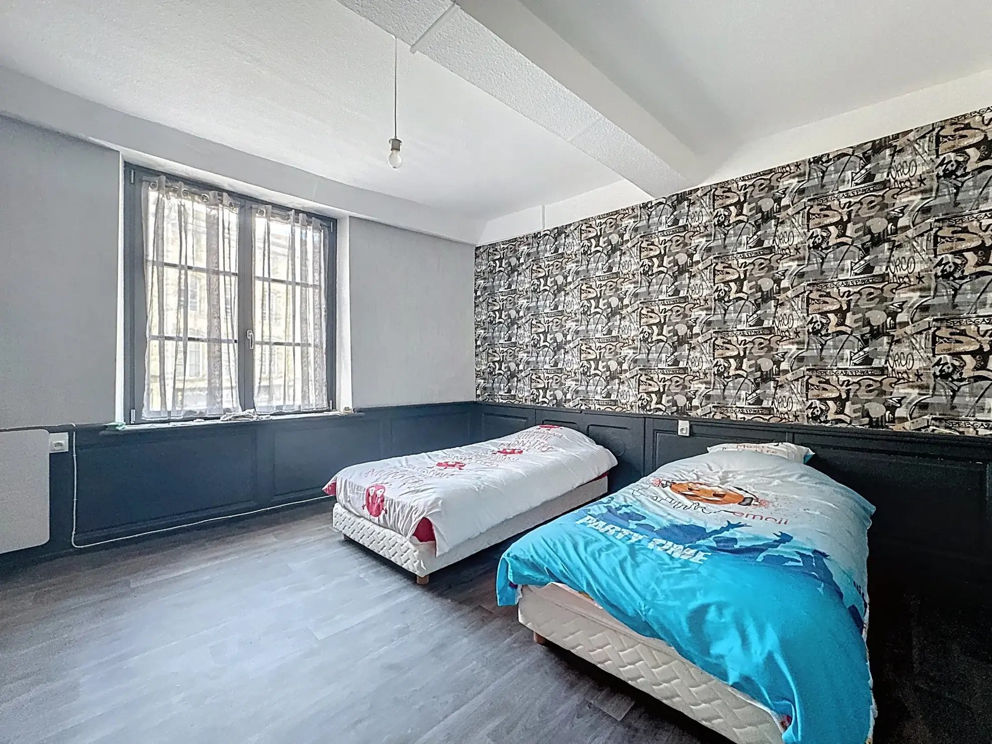 Maison à rénover à Mirecourt avec 2 chambres - Potentiel d'investissement 