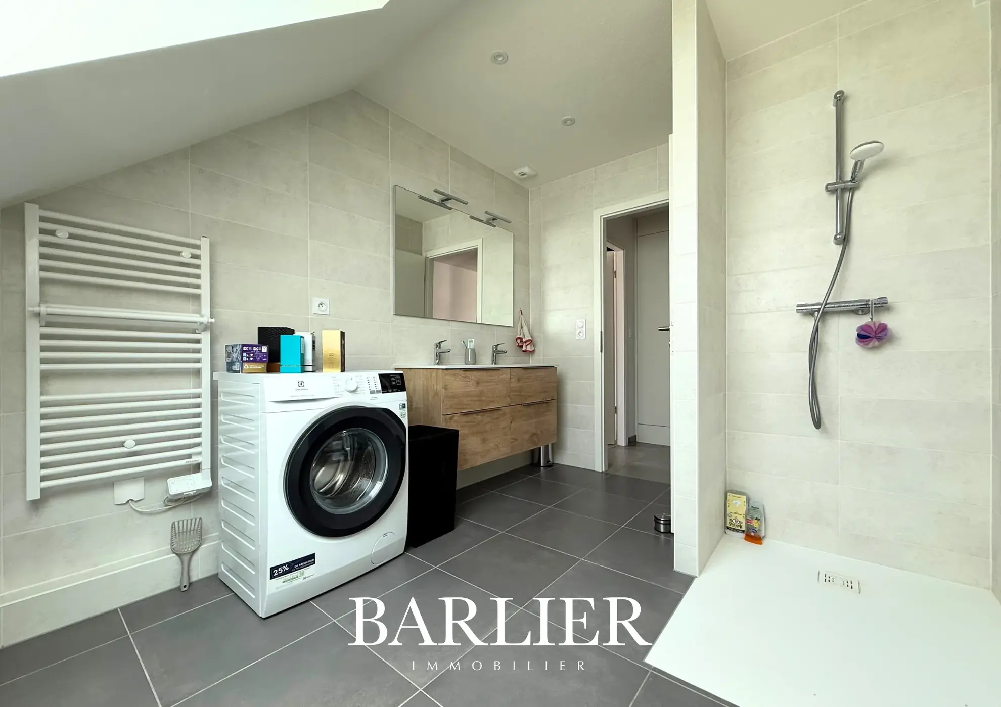 Appartement 3 pièces neuf avec terrasse, parking et garage à Geudertheim 