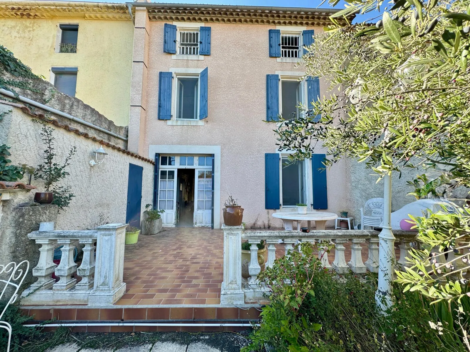 Maison de maître avec piscine, 6 chambres, terrasse à Villegly près de Carcassonne