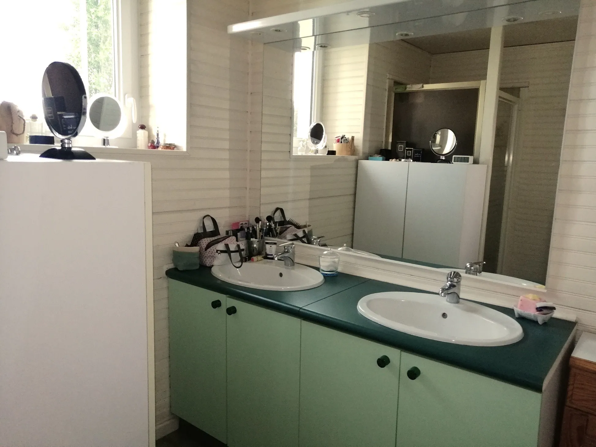 Belle longère rénovée avec terrain de 11 000 m² proche Magny Cours 