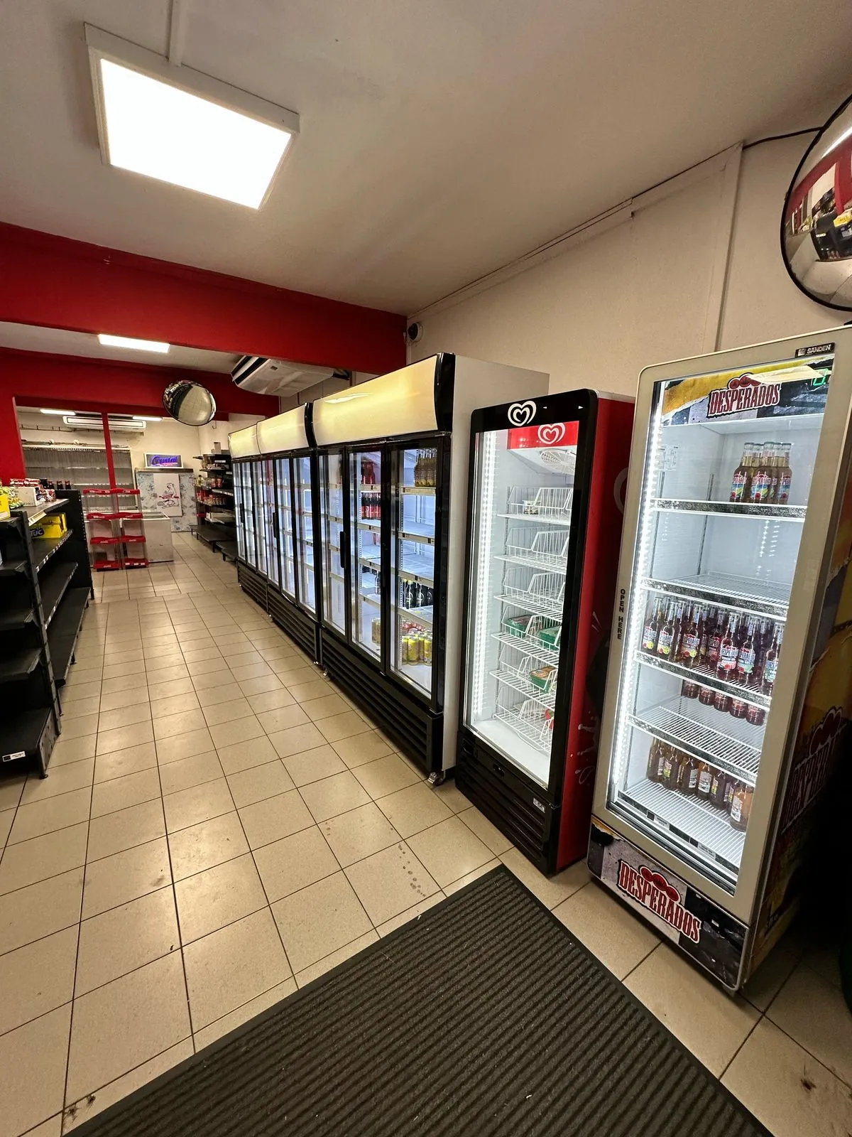 Fonds de commerce d'alimentation générale à Fort-de-France - Terre-Sainville