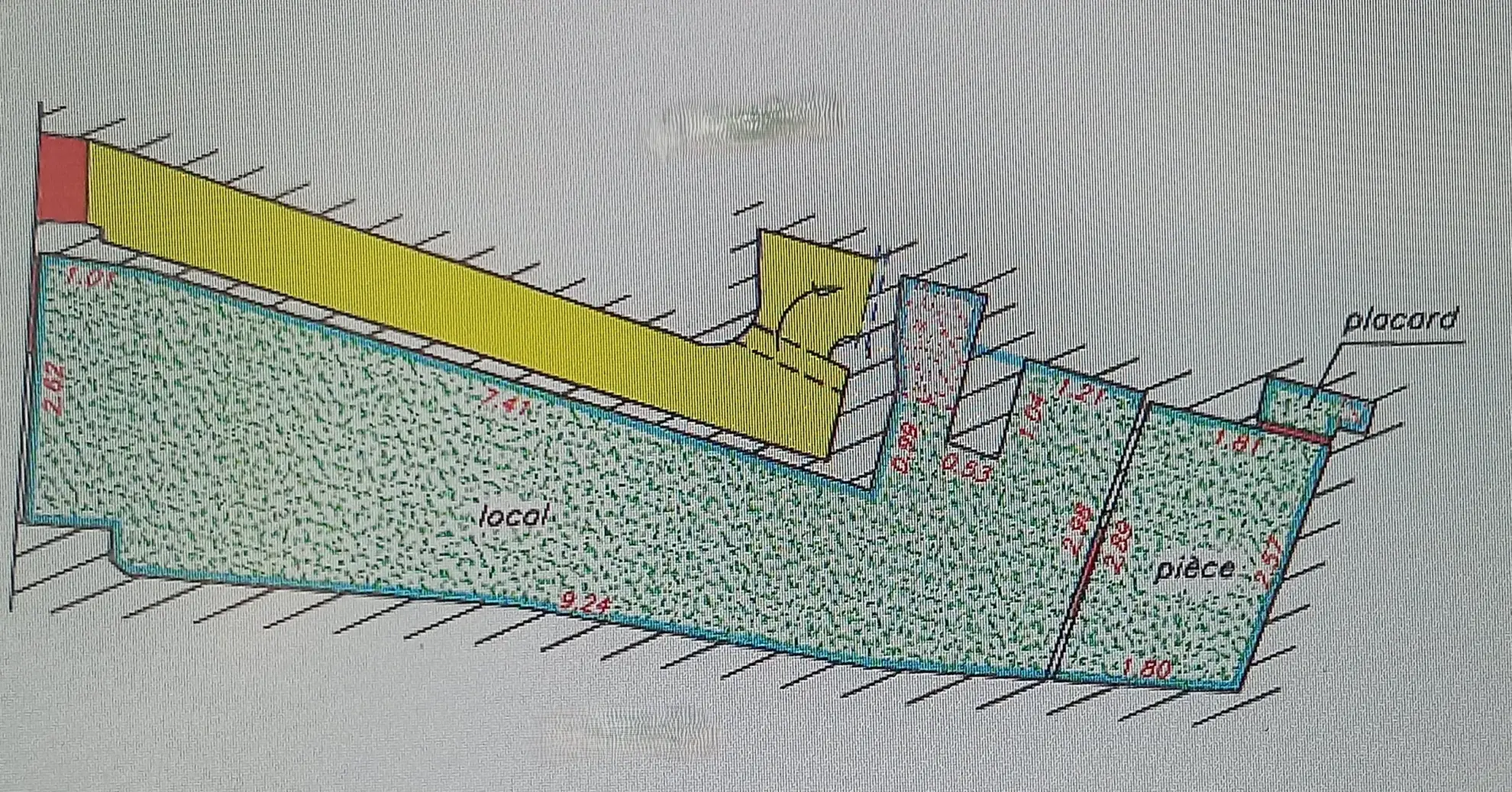 Local commercial à vendre à Hyères dans le parcours des arts - 30 m² avec vitrine 