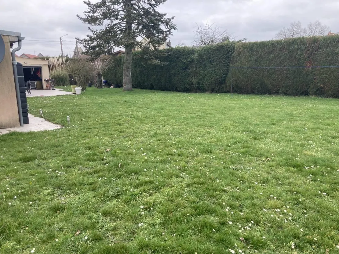 Maison individuelle de 162 m² avec jardin proche Lille et Libercour 