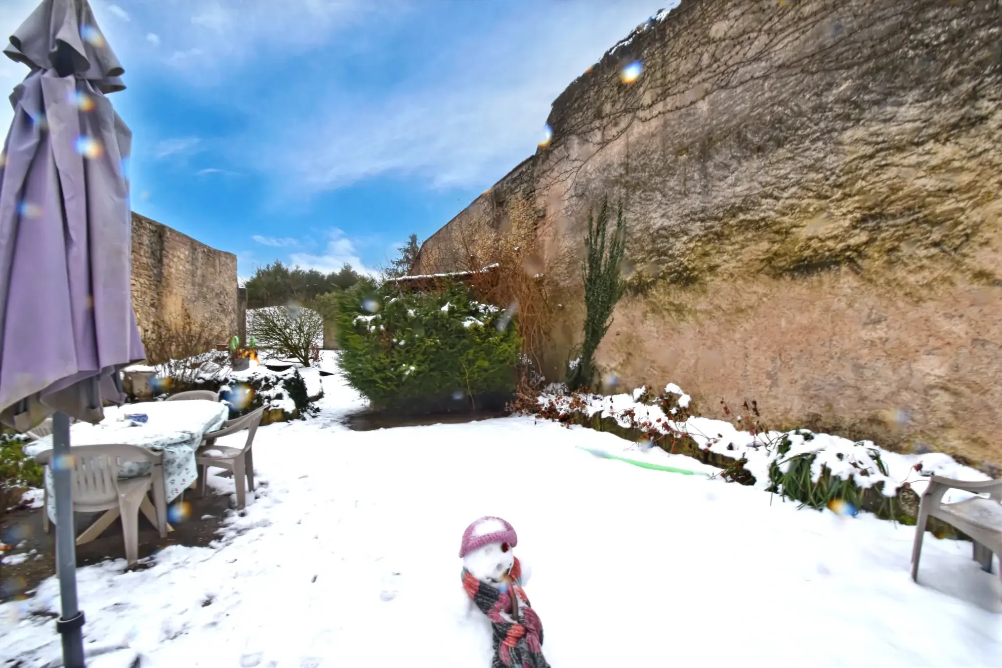 Maison de village à vendre à Courcelles-Chaussy avec jardin et cave 