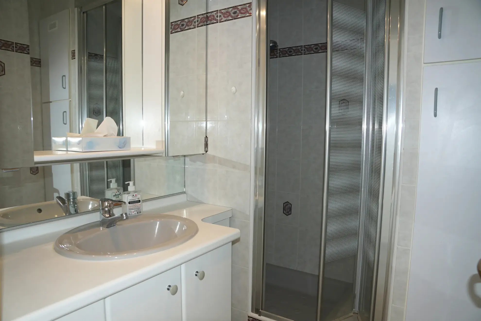 Appartement Duplex 2 pièces avec Terrasse et Parking à Cavalaire-sur-Mer 