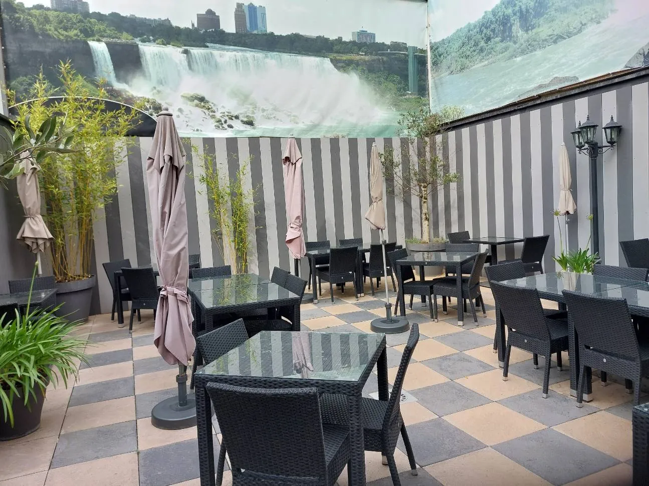 Fonds de commerce pour brasserie restaurant à Caen proche des Rives de l'Orne