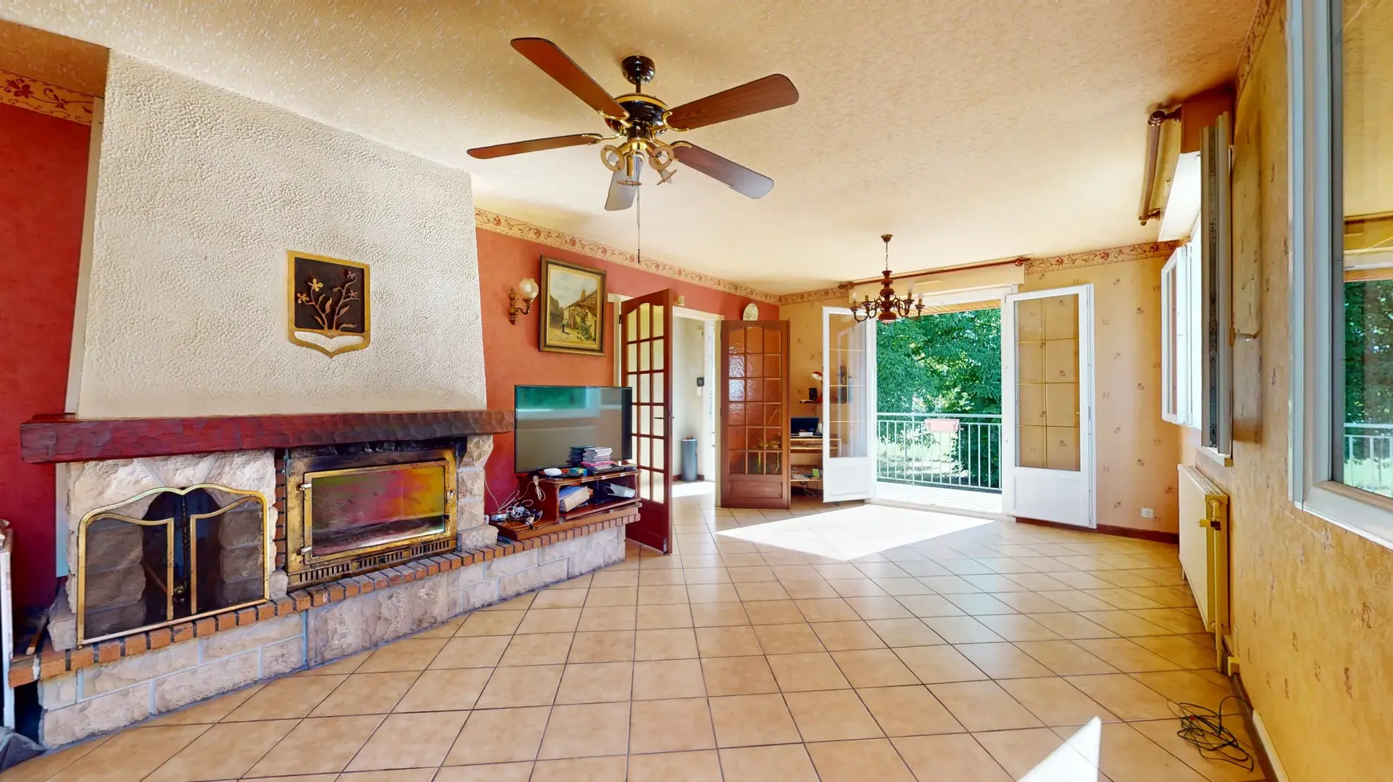 Maison à rénover de 87 m² à Izier proche Dijon avec jardin et garage 