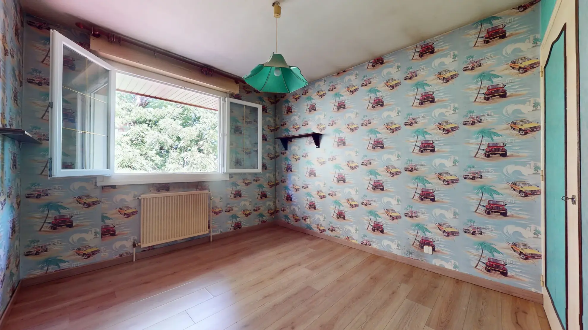 Maison à rénover de 87 m² à Izier proche Dijon avec jardin et garage 