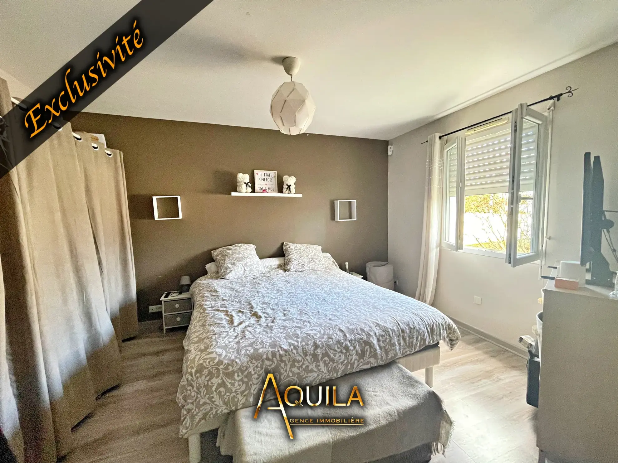 Villa de plain-pied lumineuse avec piscine et panneaux solaires à Maureilhan 