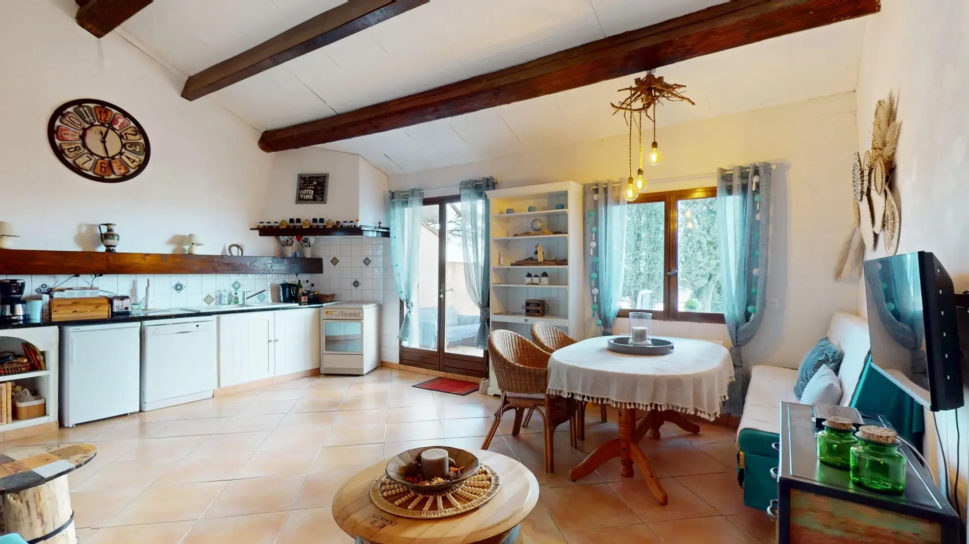 Maison de village en pierres avec vue panoramique à Escales dans les Corbières 