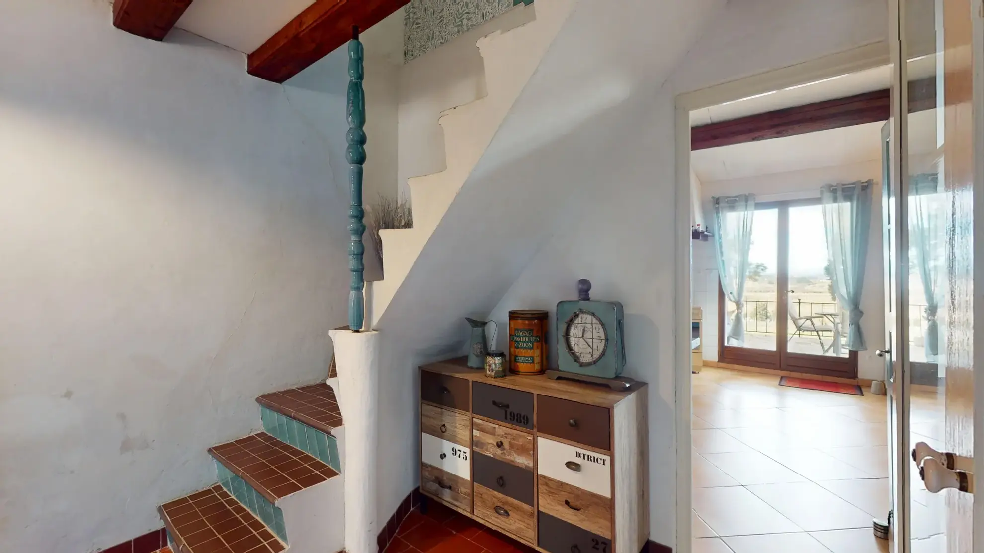 Maison de village en pierres avec vue panoramique à Escales dans les Corbières 