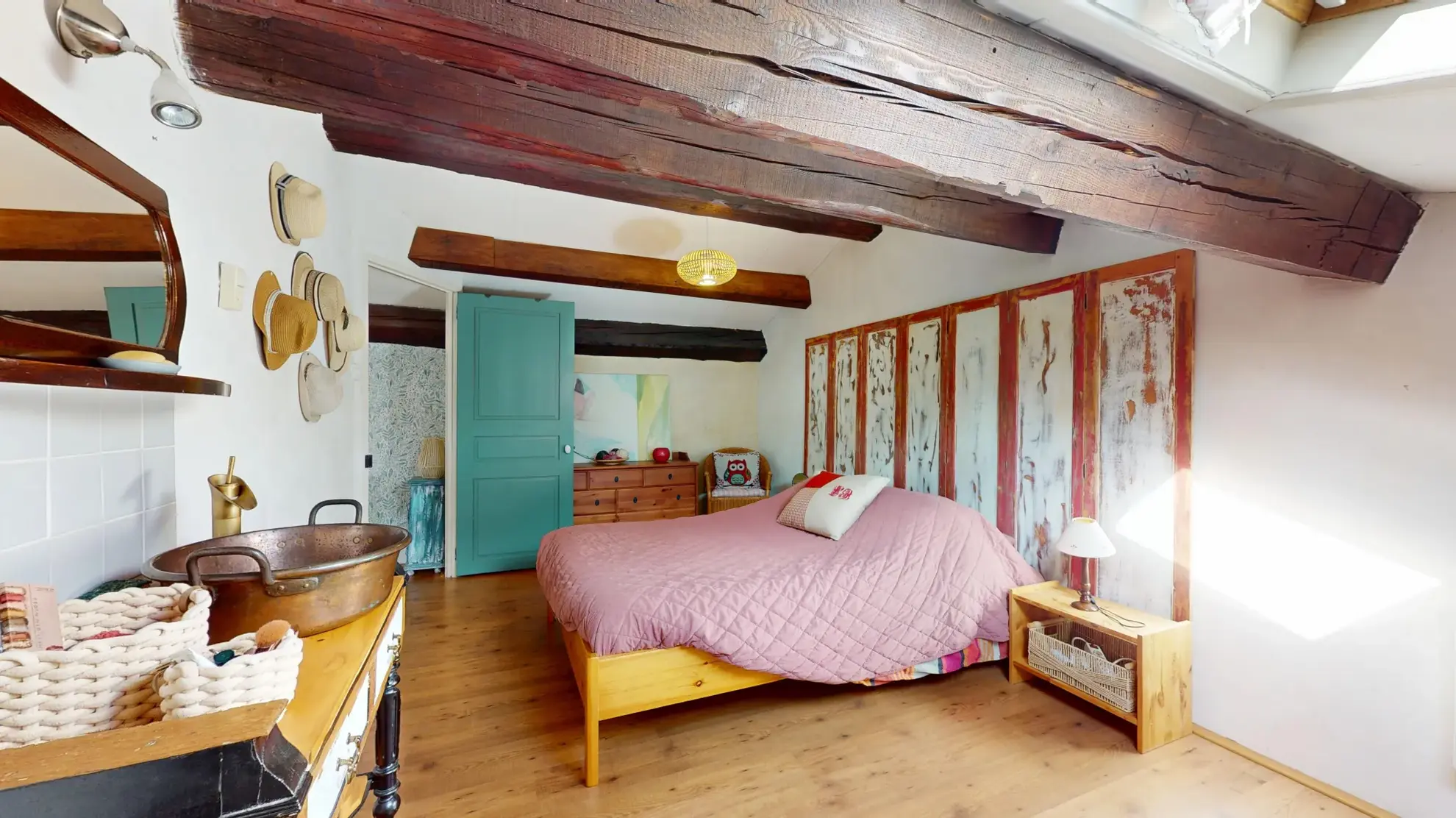 Maison de village en pierres avec vue panoramique à Escales dans les Corbières 