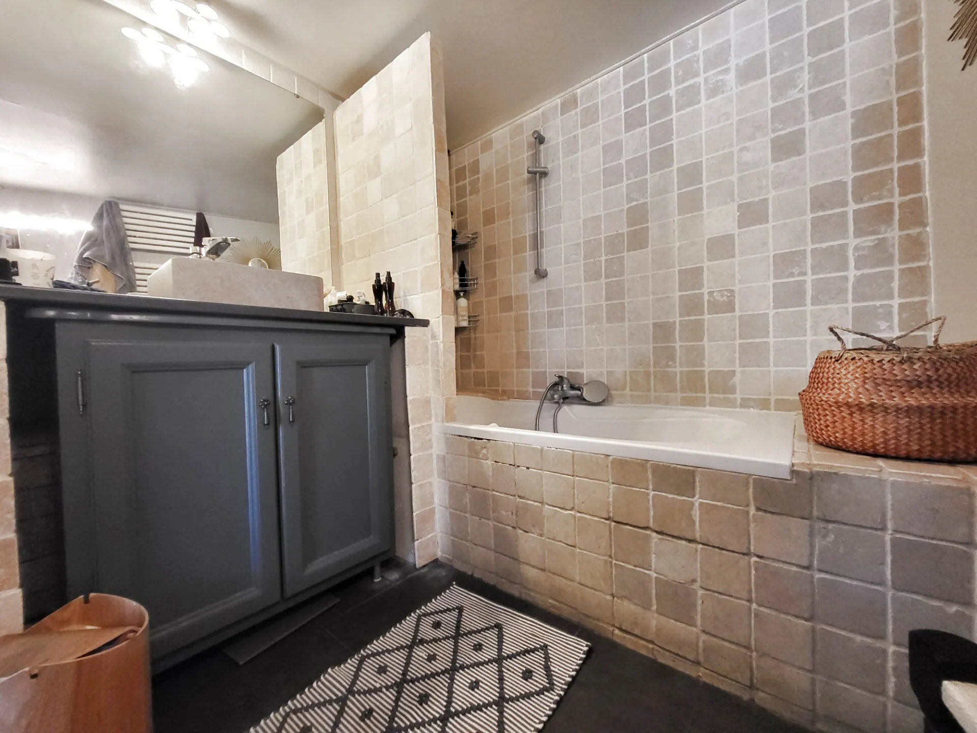 Maison de village rénovée de 132 m² avec terrasse à Aubais, proche de Sommières 