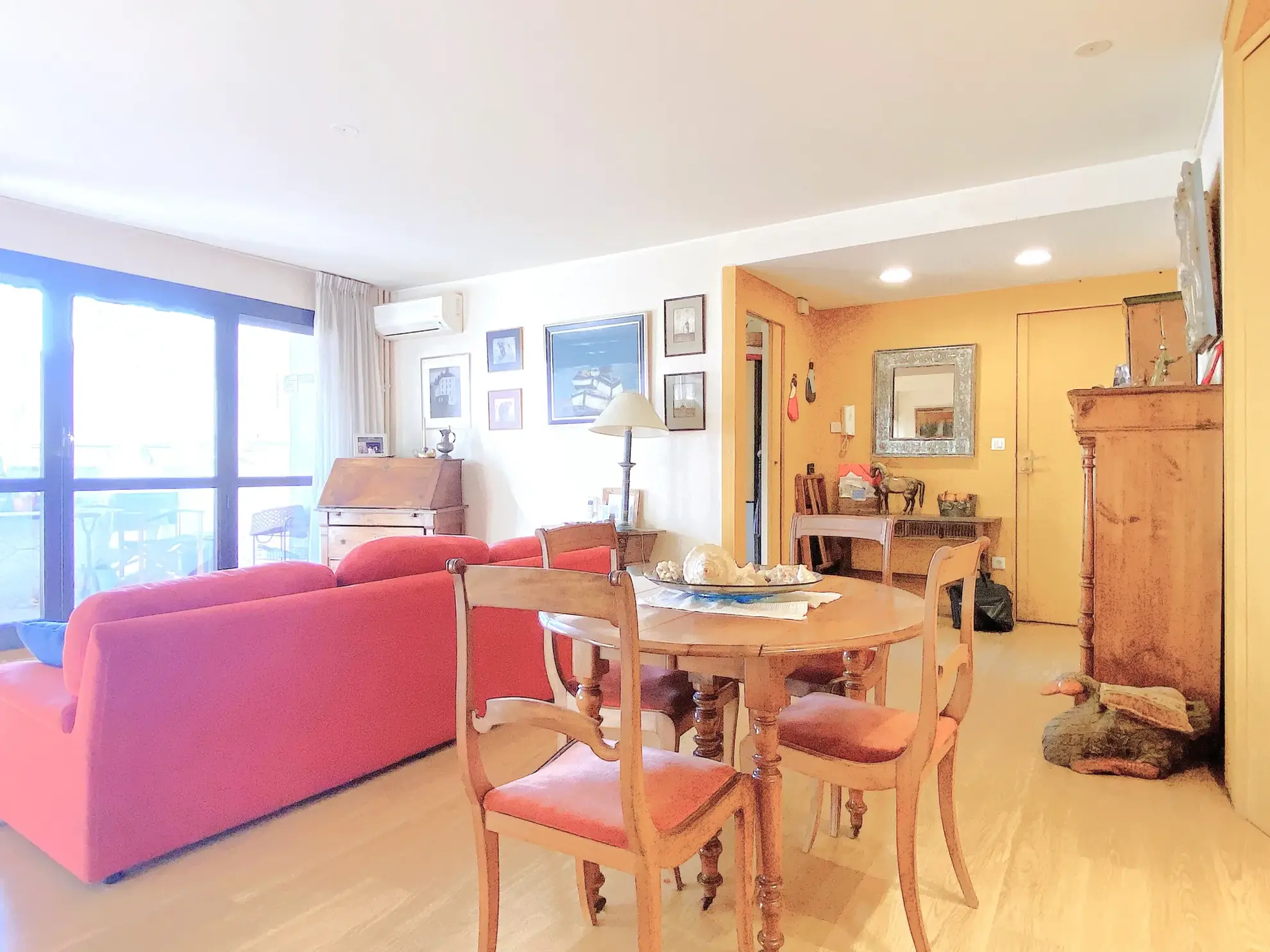 Appartement T4 à Perpignan avec terrasse, parking et prestations modernes 