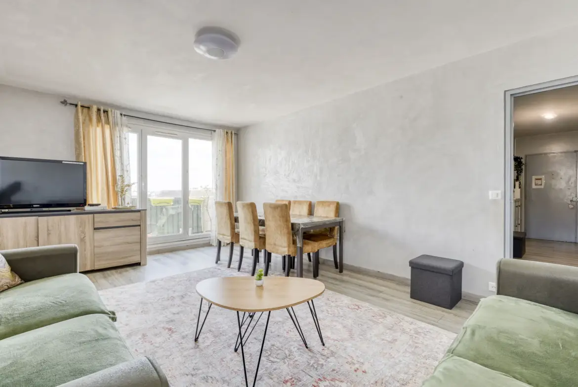 Bel appartement de 73 m² en centre-ville avec balcon et parking sécurisé 
