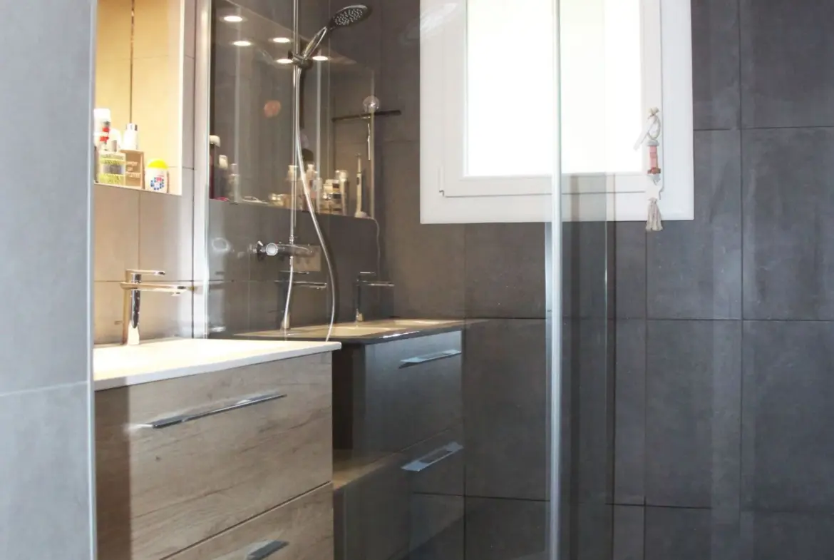 Maison neuve personnalisée à Lamotte-Brebière proche d’Amiens 