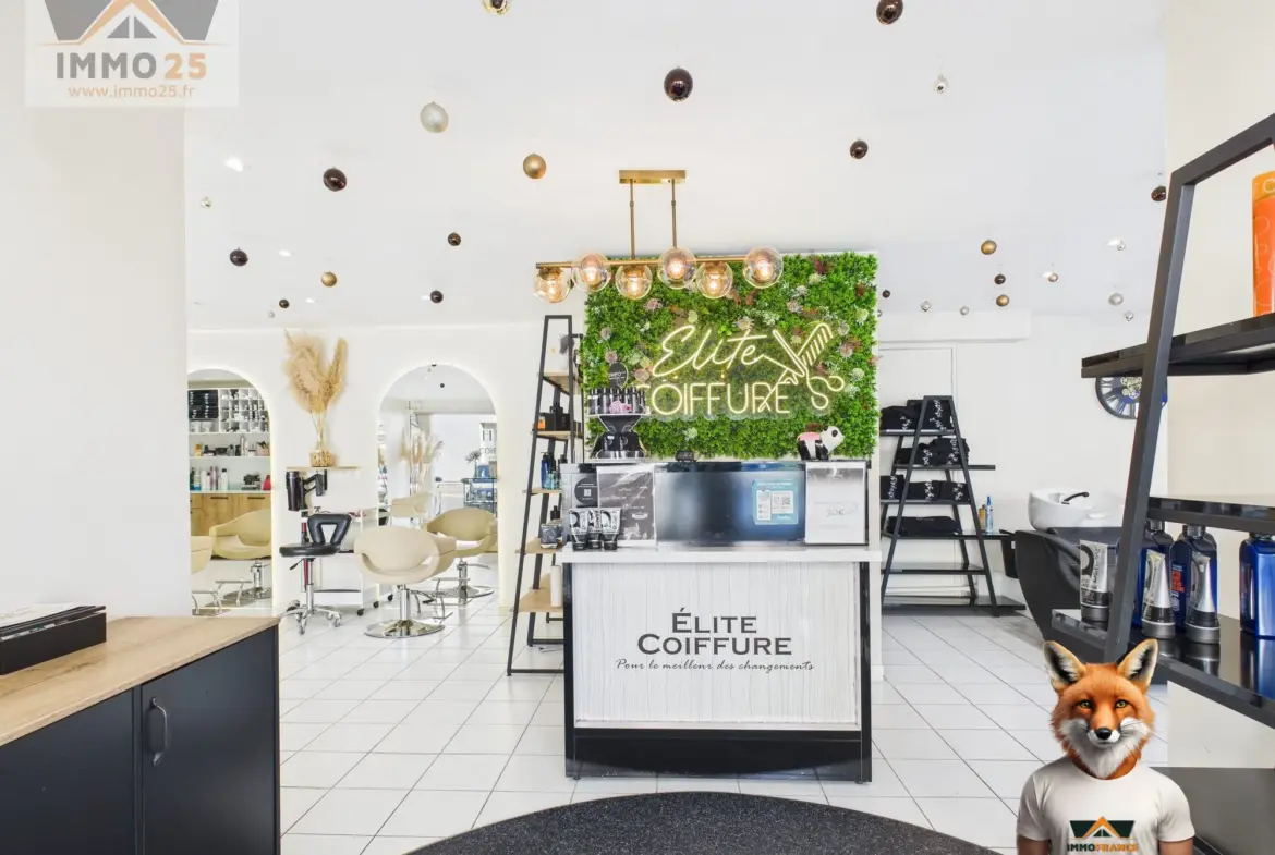 Fonds de commerce pour salon de coiffure lumineux à Morteau en vente 