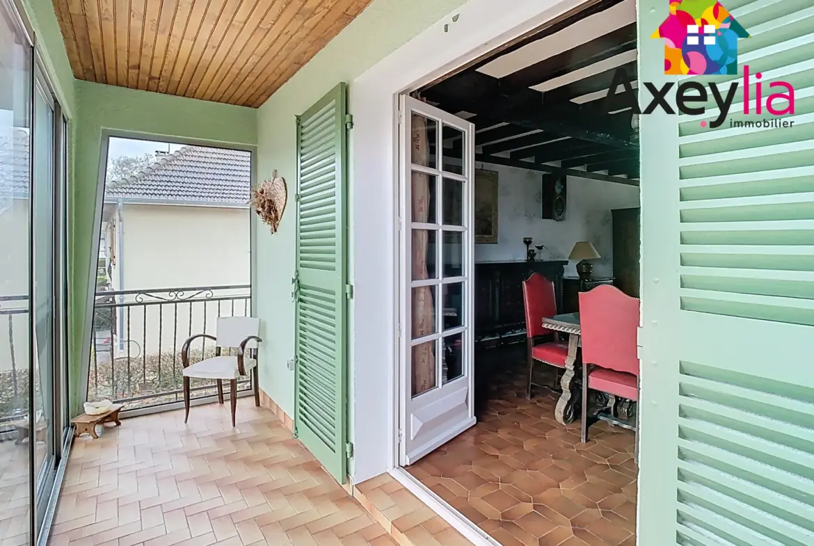 Maison à vendre de 83 m² avec terrain de 749 m² à Roanne Arsenal 