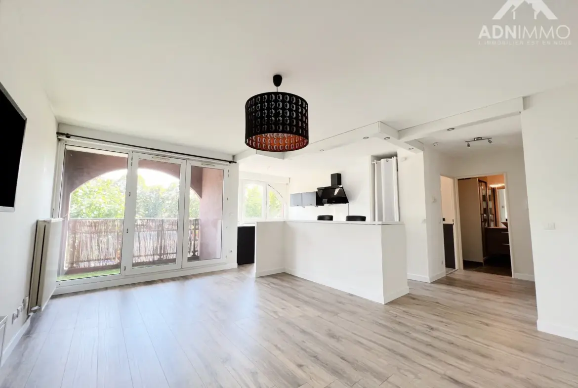 Appartement T2 de 53 m² à Saint-Genis-Pouilly avec balcon et garage 