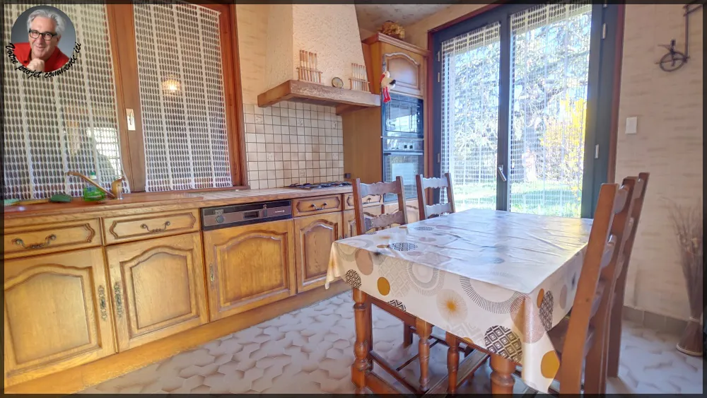 Maison familiale de 180 m² avec grand terrain à Vernoux-en-Vivarais 