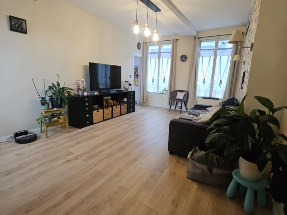 Maison de ville avec hangar et jardin en centre-ville de Gournay-en-Bray