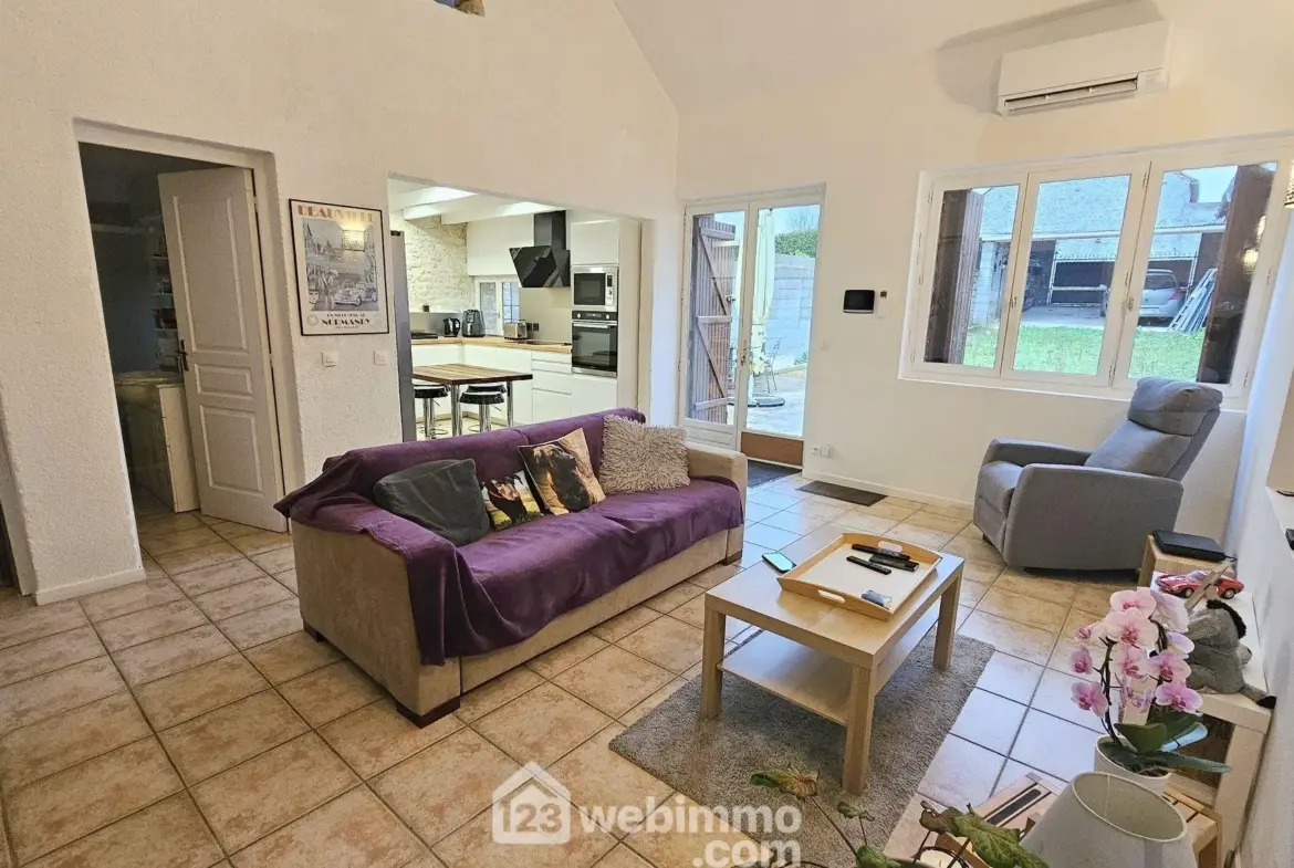 Maison lumineuse de 75 m² avec dépendance à Pithiviers, charme et possibilités d'aménagement 