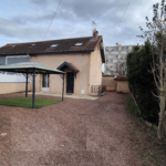 Maison à vendre à Roanne - 3 chambres, jardin clos, proches commodités
