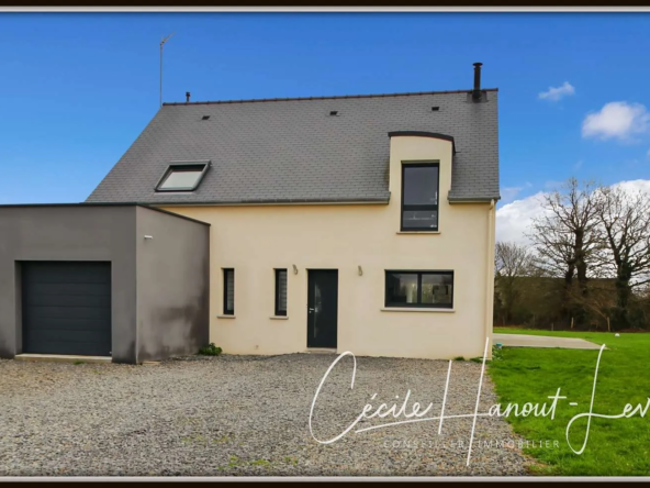 Maison moderne de 130 m² à Sougeal avec 4 chambres et terrasse orientée Ouest et Sud