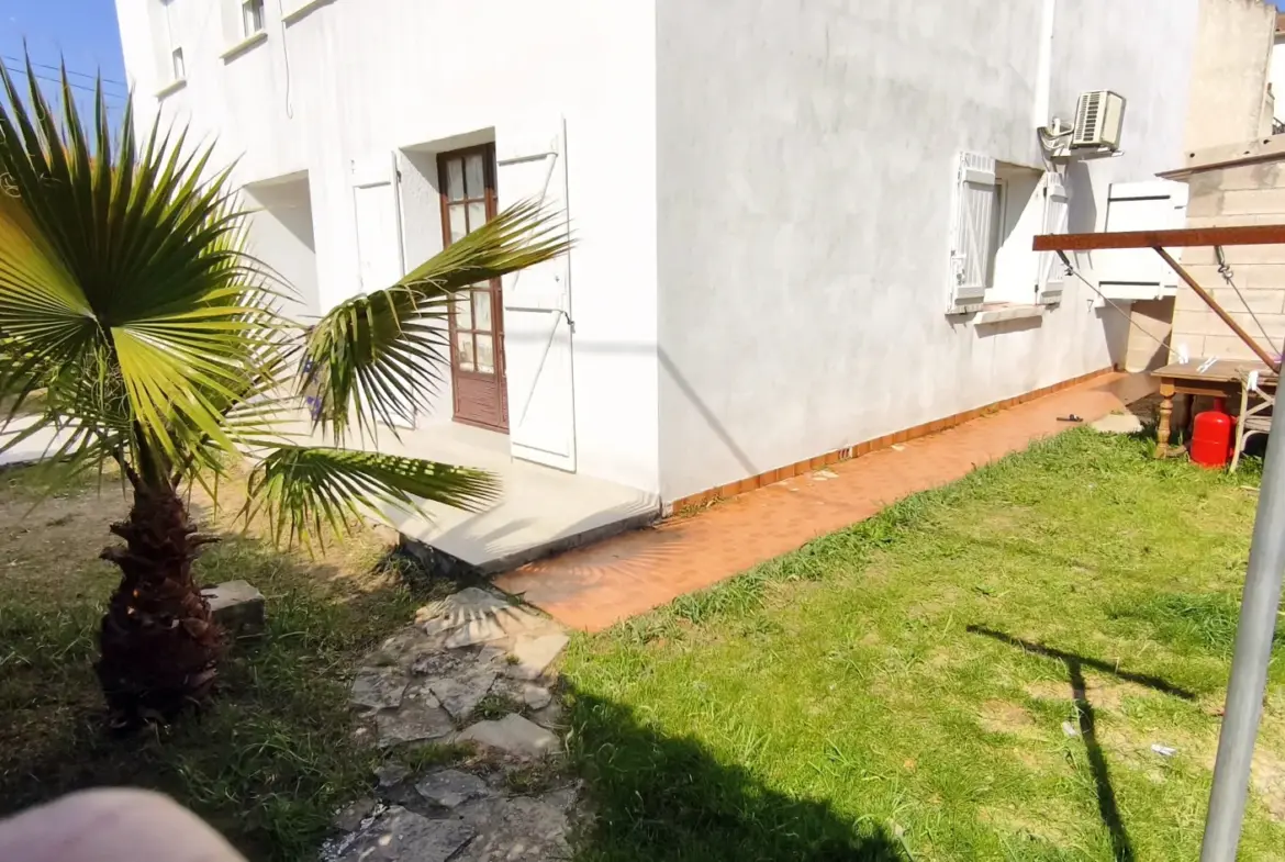 Rez-de-jardin à vendre à Lunel - 4 pièces, 92 m², jardin piscinable 