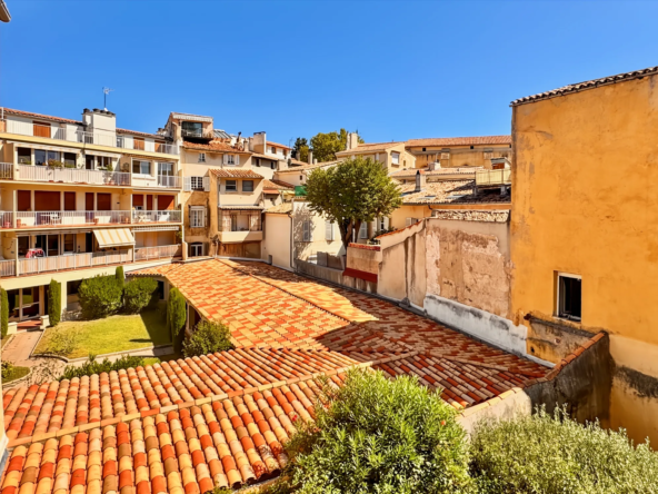 Appartement T2 de 44 m² au cœur d'Aix-en-Provence, calme et lumineux