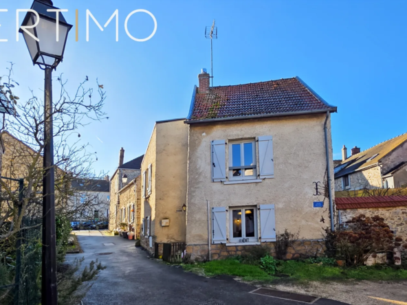 Maison de ville avec 3 chambres, jardin et proximité RER C à Janville-sur-Juine
