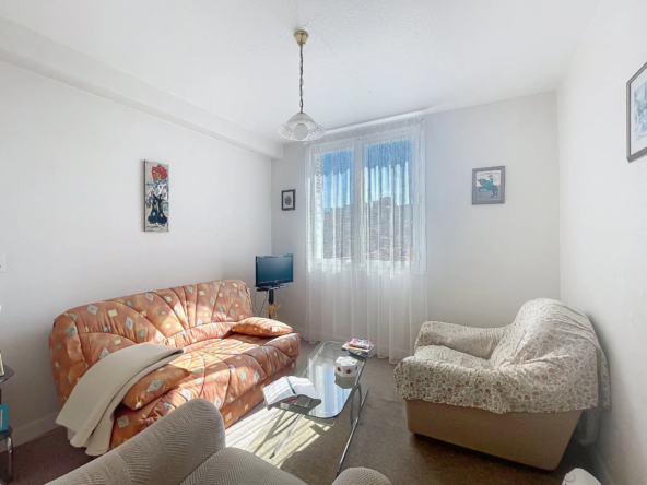 Appartement T3 loué à Saint-Étienne, 2 chambres, petite résidence