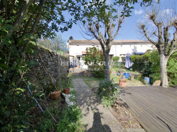 Appartement 4 pièces avec jardin à Bédarieux, 91,10 m², garage et grenier aménageable