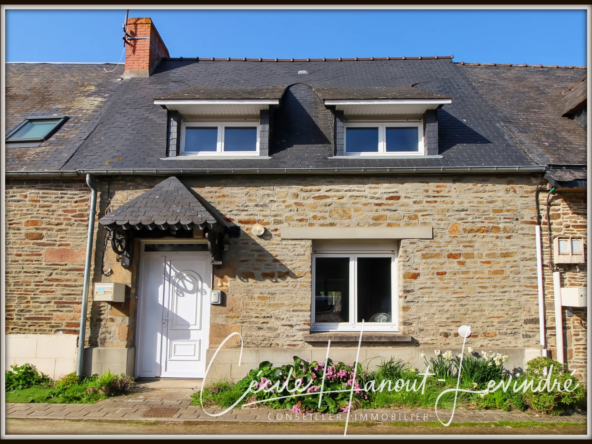 Charmante maison en pierre à Pontorson avec extension lumineuse et jardin — 95 m²