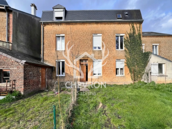 Immeuble de rapport de 234 m² à Charleville-Mézières, opportunité d'investissement sûre