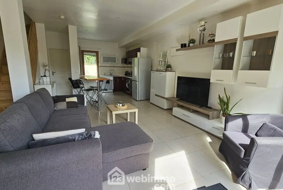 Charmante maison de 70 m² avec terrasses et jardin à Arbonne-la-Forêt 