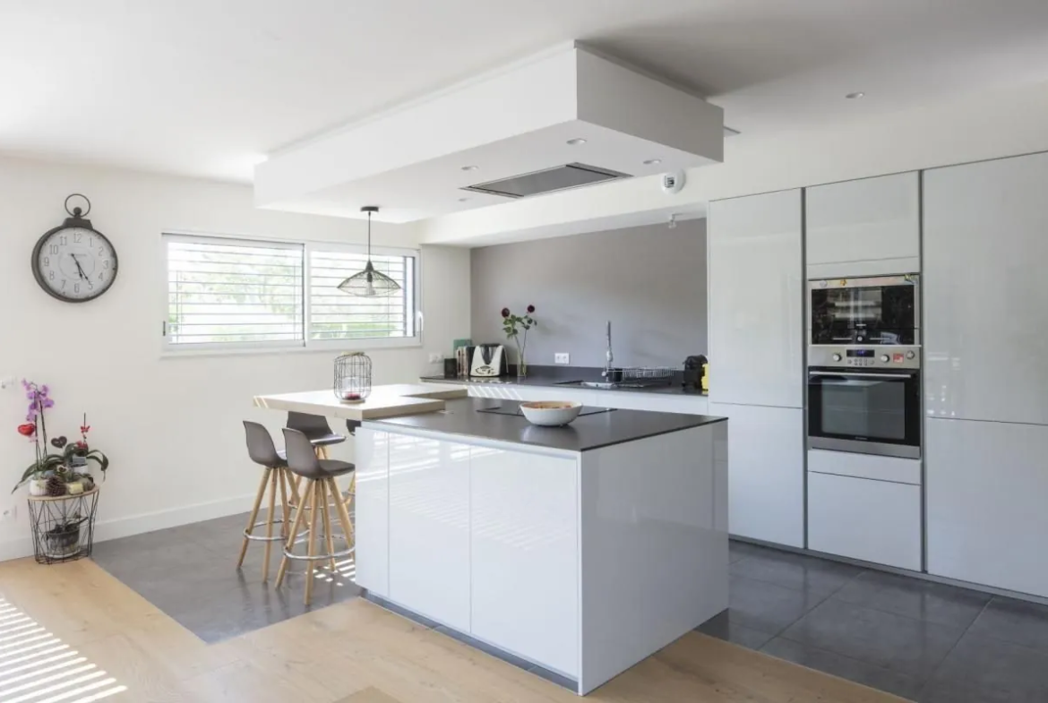 Maison neuve moderne 4 chambres à Fresquiennes avec tout compris 