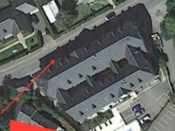 Appartement T2 cabine à Saint-Lary-Soulan avec bail commercial et piscine, parfait pour investissement